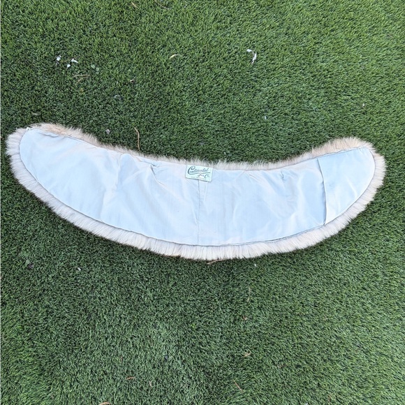 Fluffy Fox Fur Shoulder Wrap or Stole Vintage Hollywood Glamour - Picture 5 of 6